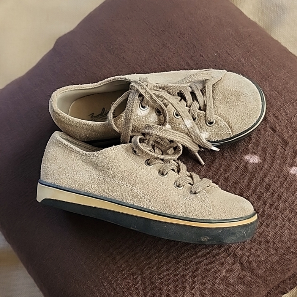 Zodiac boy's leather sneakers